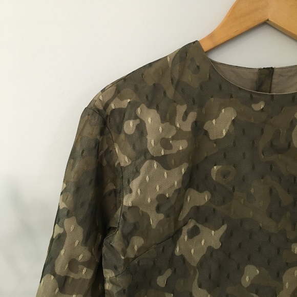 ASOS long sleeve camo top with mesh overlay - Picture 2 of 7